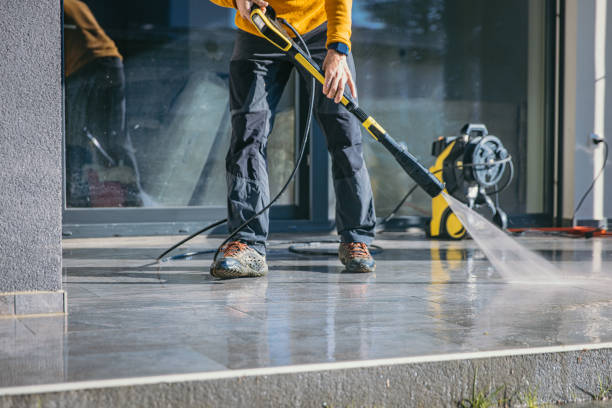Best Deck and Patio Pressure Washing in Crandon, WI